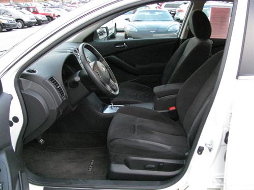 Nissan Altima 2011 photo 5