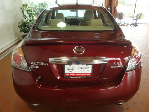 Nissan Altima 2011 photo 3