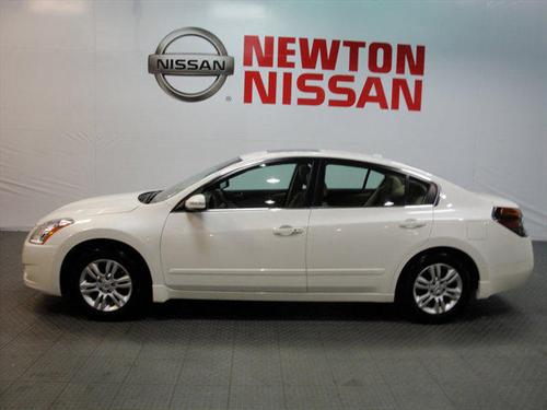 Nissan Altima 2011 photo 3
