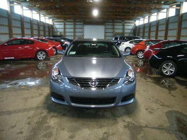 Nissan Altima 2011 photo 1