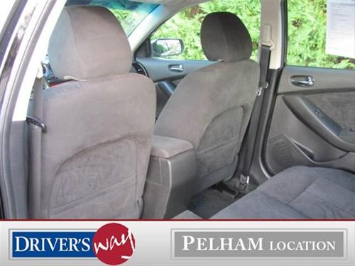Nissan Altima 2011 photo 4