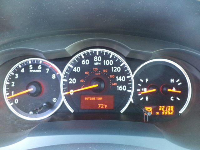 Nissan Altima 2011 photo 2