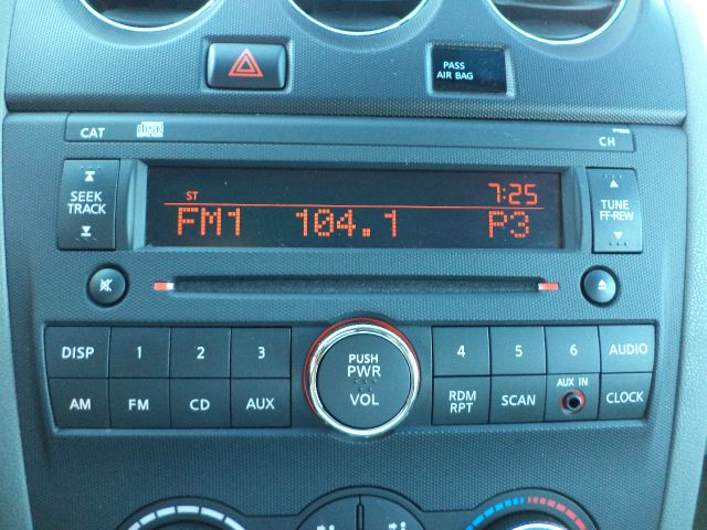 Nissan Altima 2011 photo 7