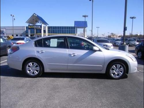 Nissan Altima 2011 photo 3