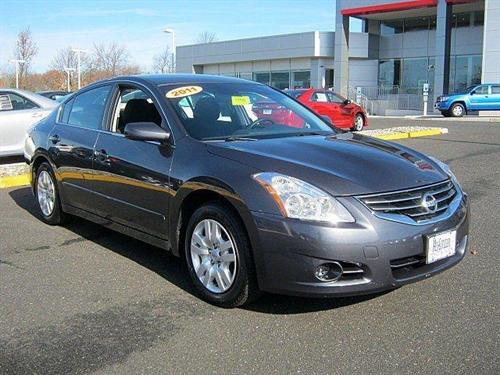Nissan Altima 2011 photo 1