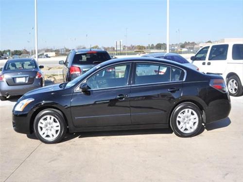 Nissan Altima 2011 photo 3