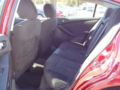 Nissan Altima 2011 photo 3