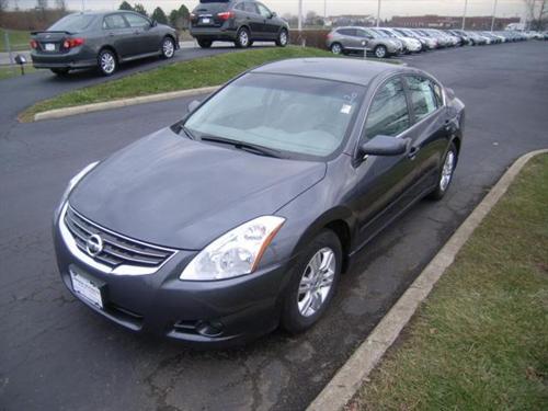 Nissan Altima 2011 photo 1