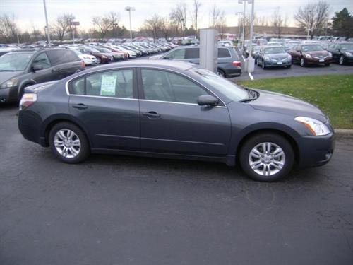 Nissan Altima 2011 photo 5