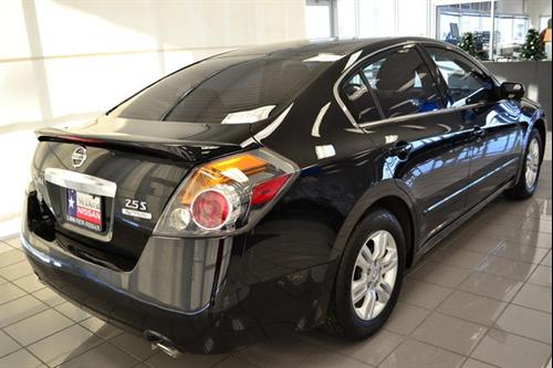 Nissan Altima 2011 photo 5