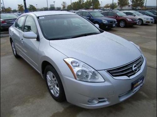 Nissan Altima XR Other