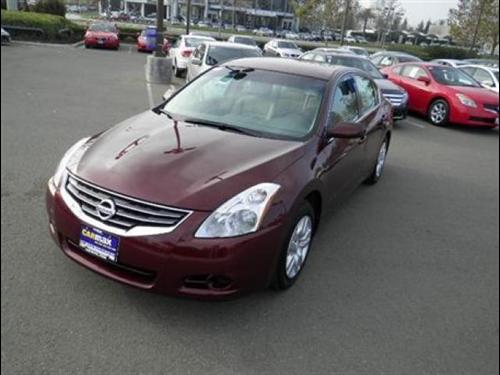 Nissan Altima 2011 photo 2