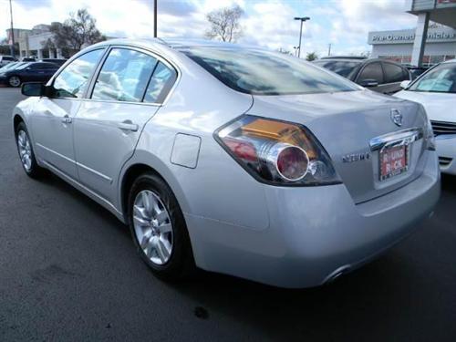 Nissan Altima 2011 photo 3