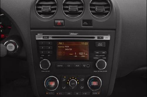 Nissan Altima 2011 photo 2