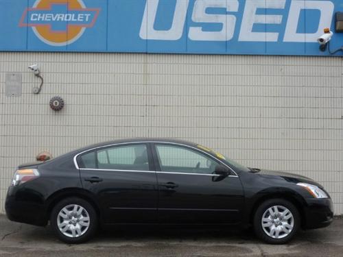 Nissan Altima 2011 photo 1