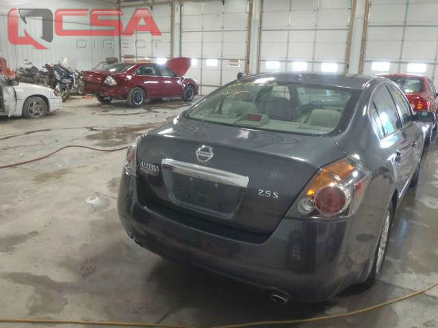 Nissan Altima 2011 photo 14