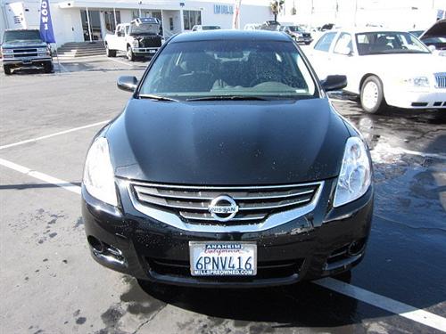 Nissan Altima 2011 photo 4