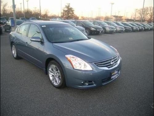 Nissan Altima 4WD Reg Cab 133 Other