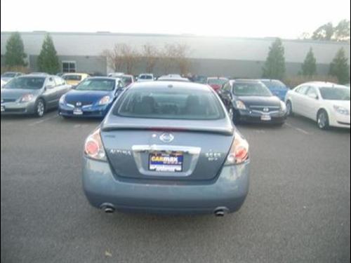 Nissan Altima 2011 photo 5