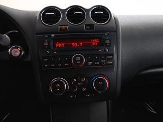 Nissan Altima 2011 photo 4