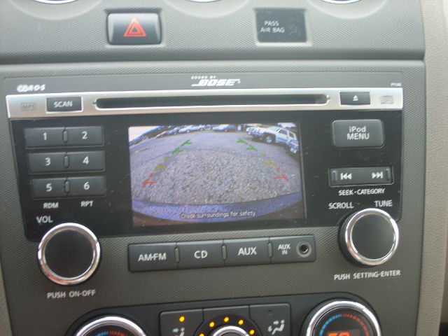 Nissan Altima 2011 photo 2