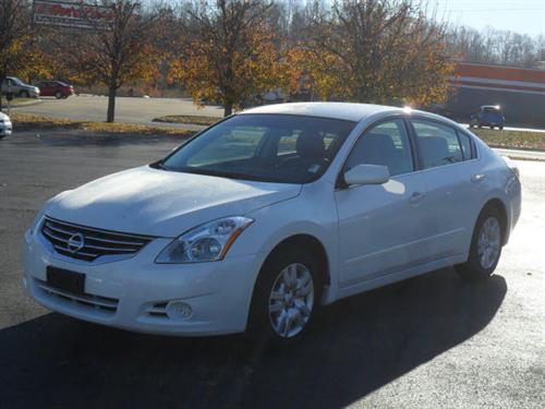 Nissan Altima 2011 photo 5