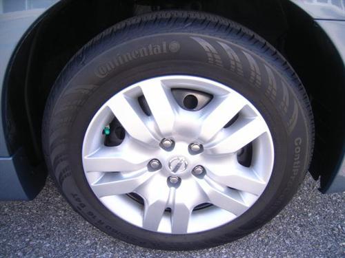 Nissan Altima 2011 photo 2