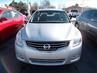 Nissan Altima SLT Quad Cab 2WD Other