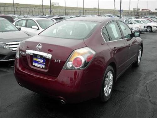 Nissan Altima 2011 photo 4