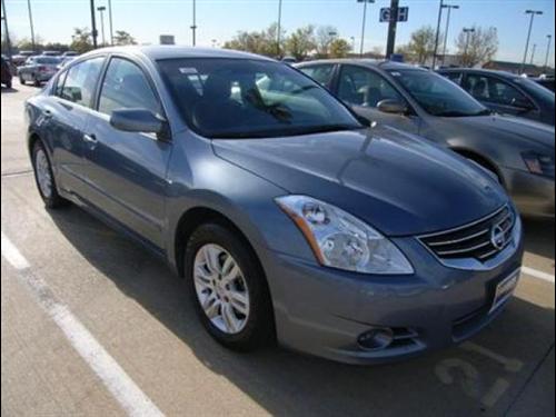 Nissan Altima XR Other
