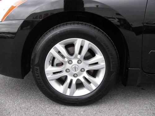 Nissan Altima 2011 photo 3