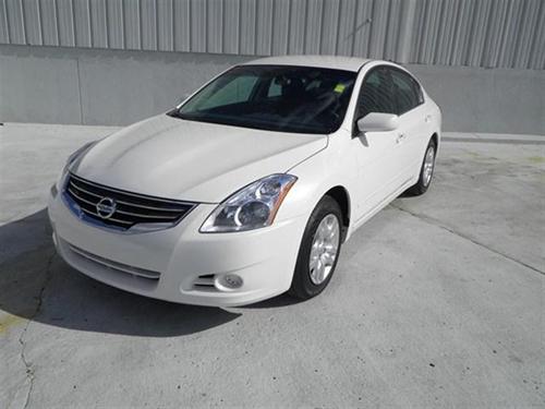 Nissan Altima 2011 photo 4