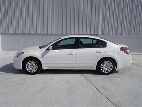Nissan Altima 2011 photo 5