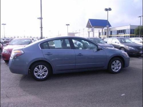 Nissan Altima 2011 photo 3