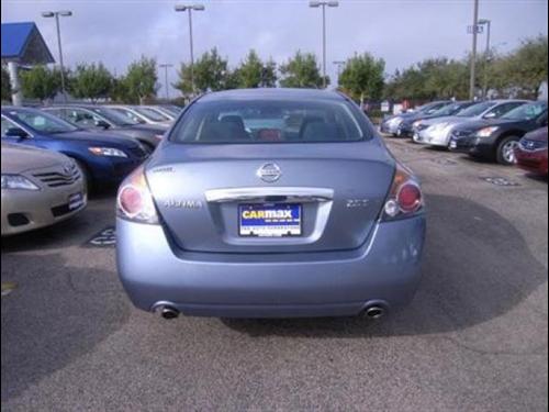 Nissan Altima 2011 photo 5