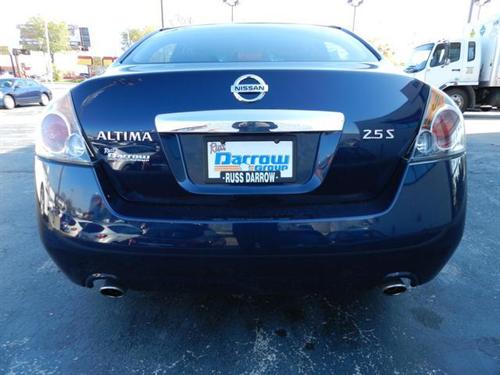 Nissan Altima 2011 photo 3