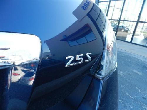 Nissan Altima 2011 photo 4