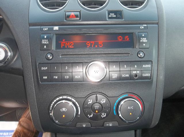 Nissan Altima 2011 photo 3