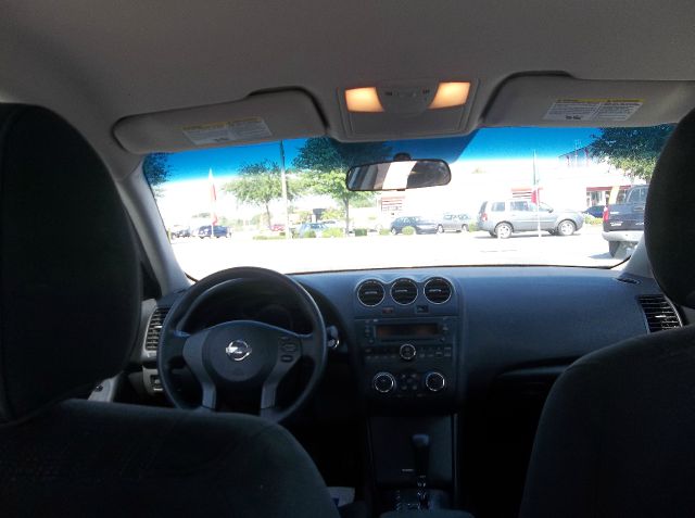Nissan Altima 2011 photo 5