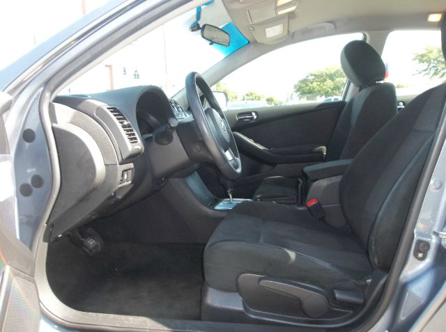 Nissan Altima 2011 photo 6