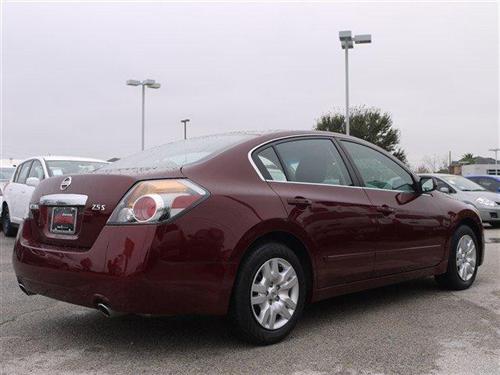 Nissan Altima 2011 photo 4