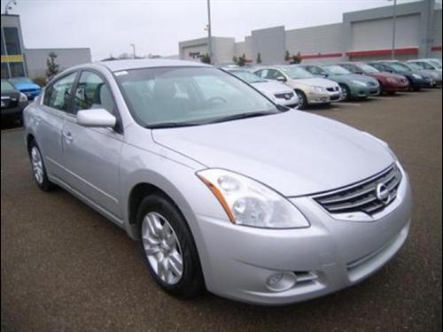 Nissan Altima XR Other