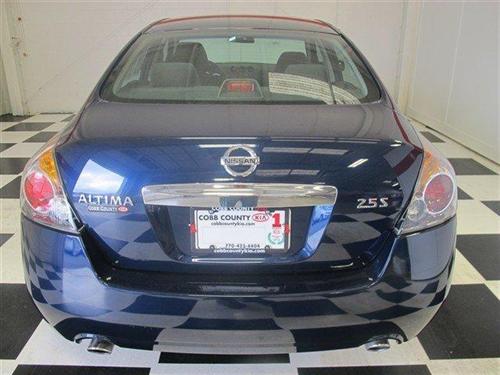 Nissan Altima 2011 photo 4