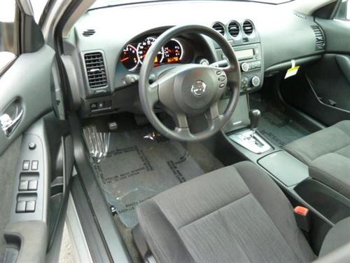 Nissan Altima 2011 photo 5