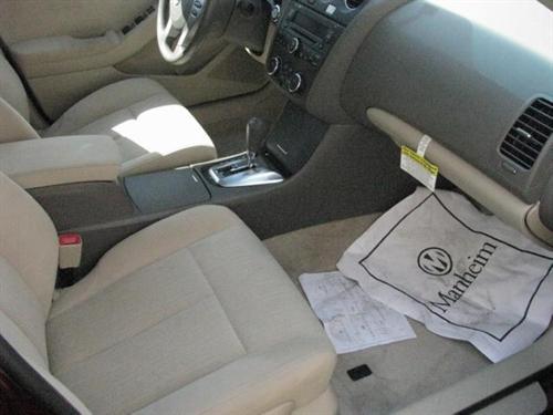 Nissan Altima 2011 photo 1