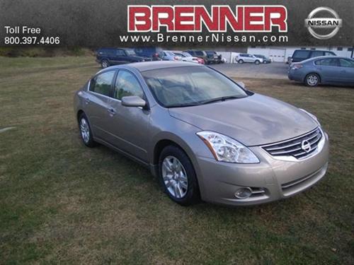 Nissan Altima 2011 photo 2