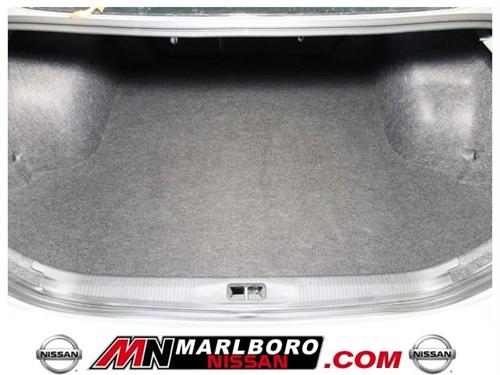 Nissan Altima 2011 photo 2