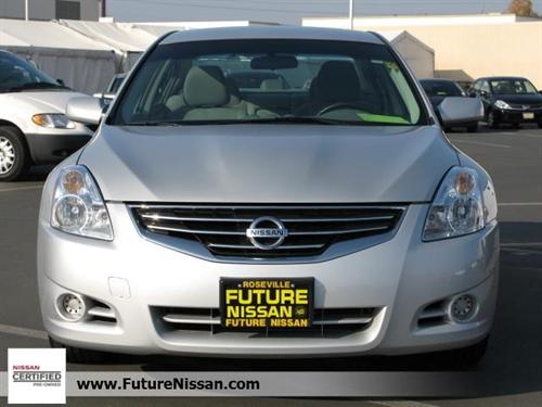 Nissan Altima 2011 photo 1
