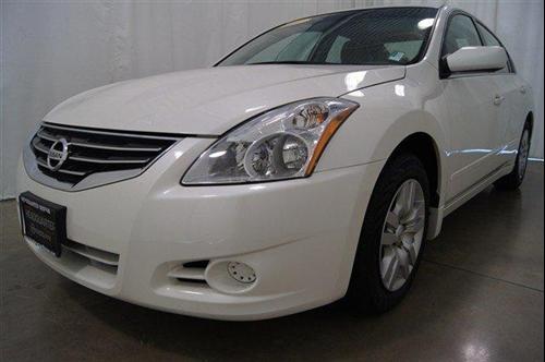 Nissan Altima 2011 photo 5