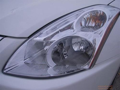 Nissan Altima 2011 photo 1